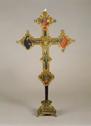 Croix portable, décorée de scènes du Christ crucifié avec la Vierge, Saint Jean l